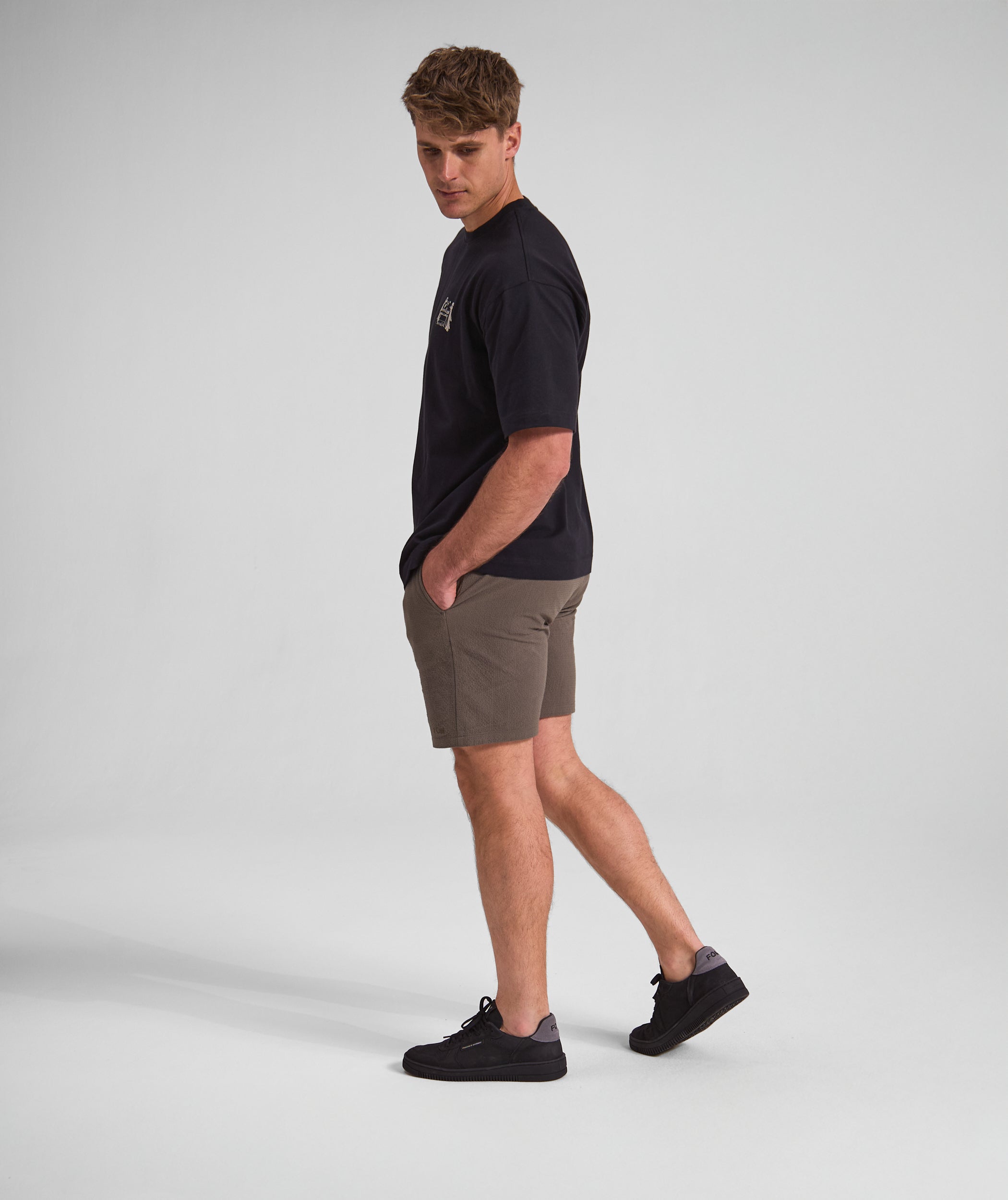 Mens Seersucker Drawcord Shorts - Olive