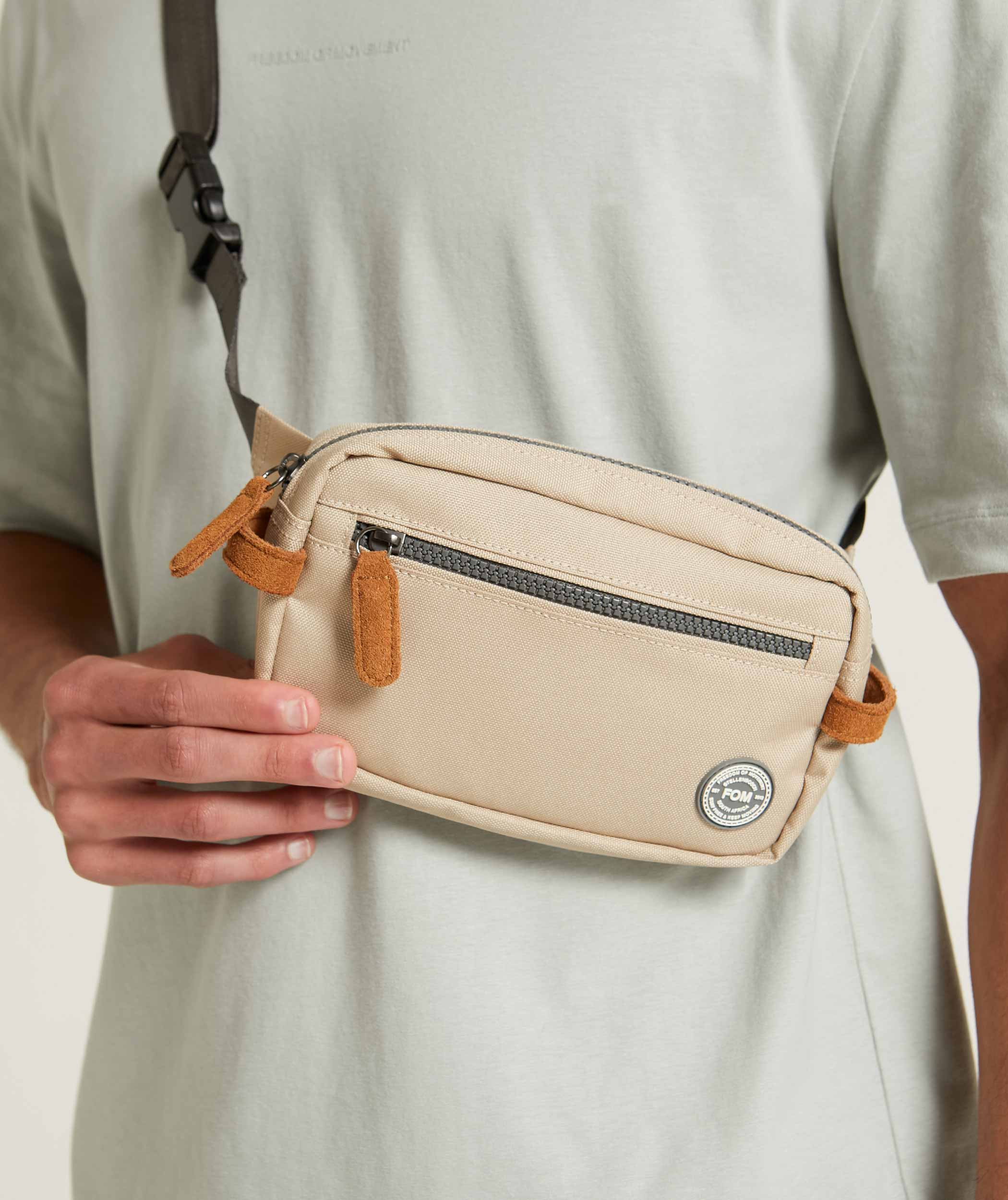 Rover Crossbody - Latte