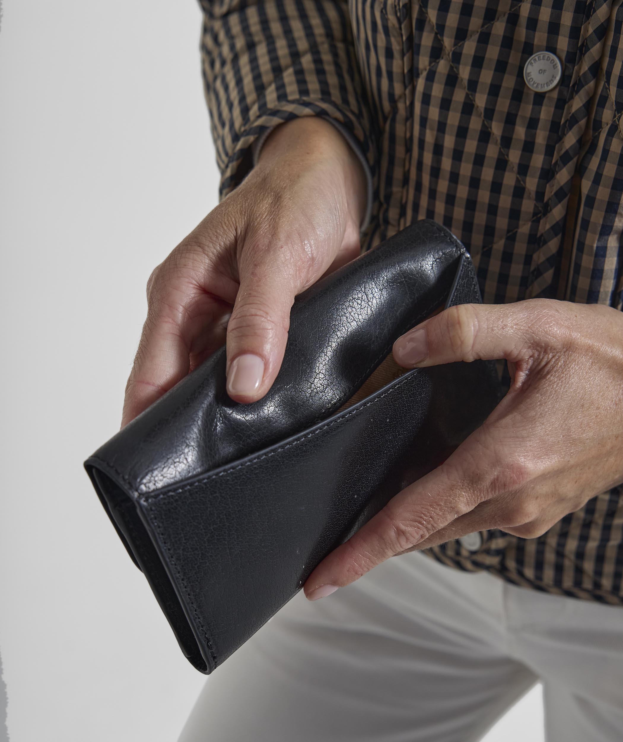 Cleo Wallet - Textured Black