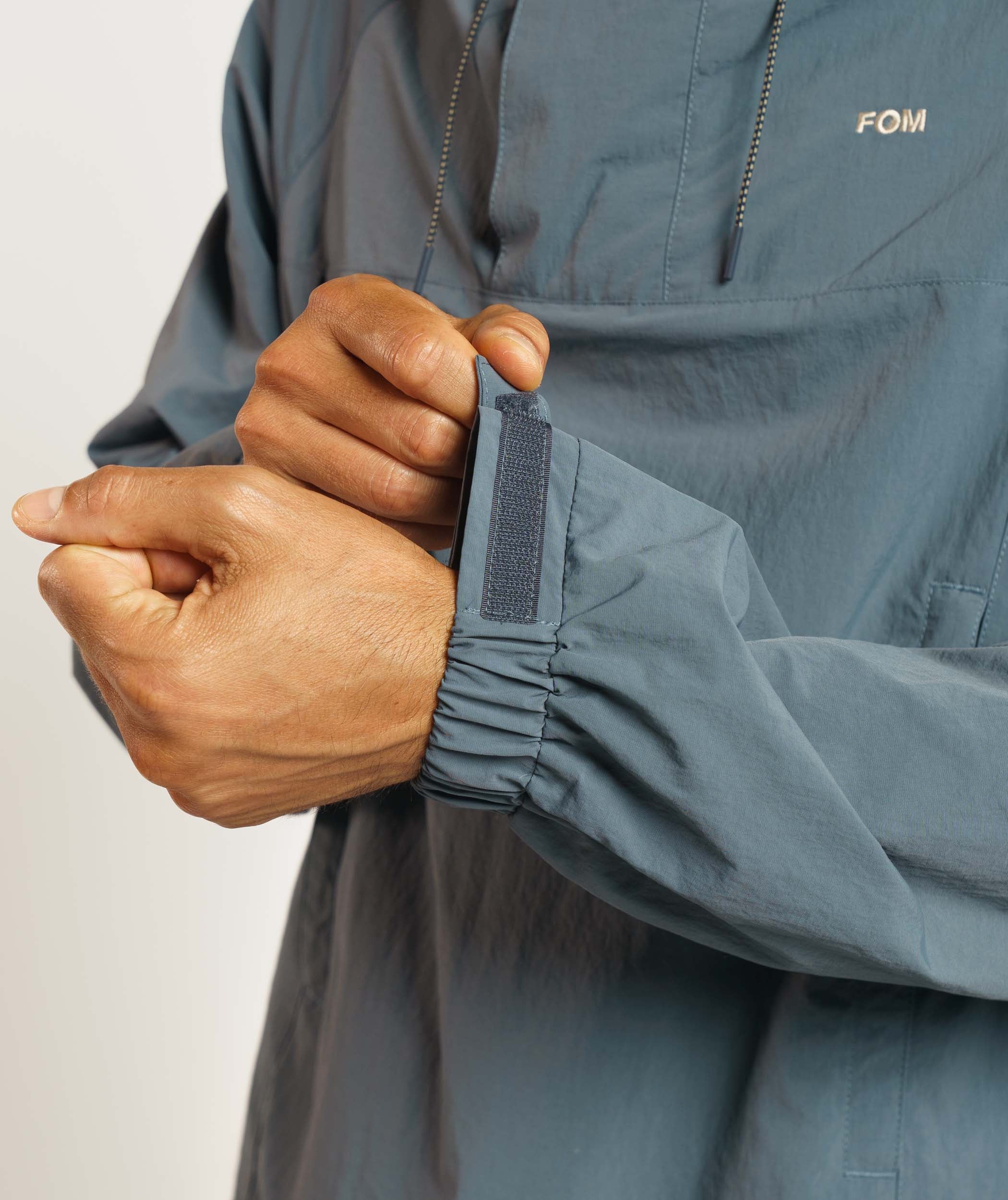 Mens Pullover Anorak - Stormy Weather