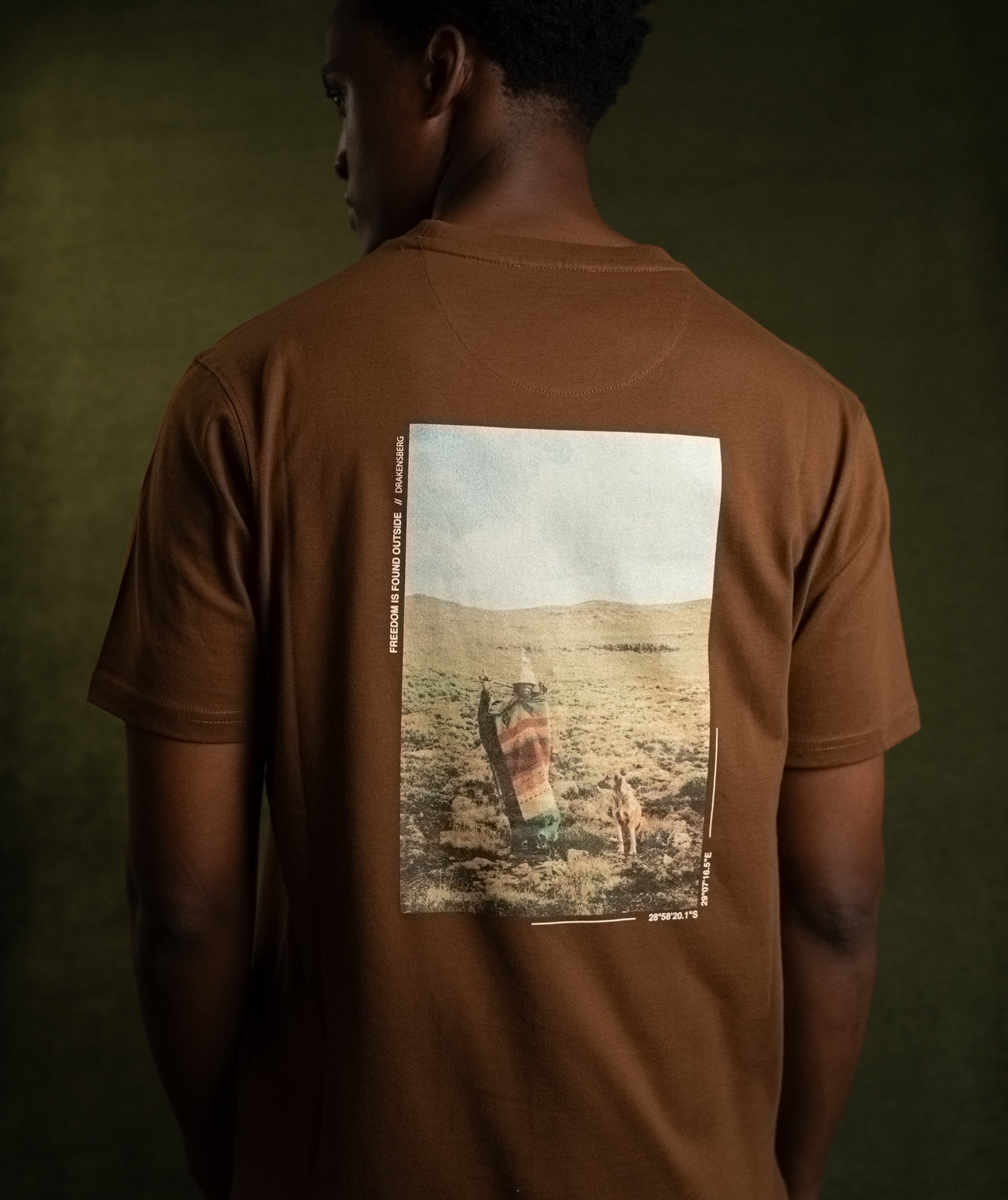 Mens Drakensberg Graphic Tee - Tobacco