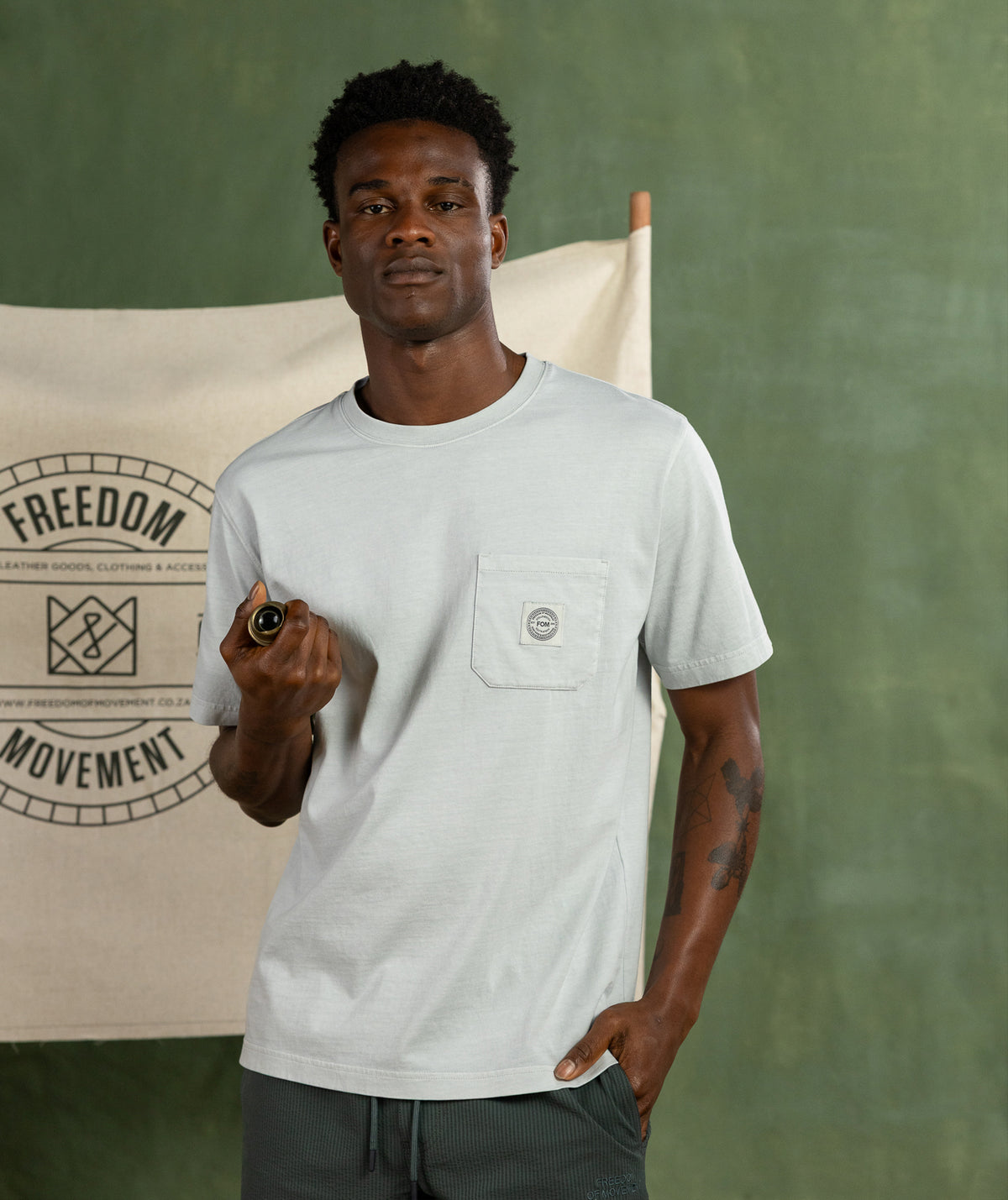Mens Pigment Washed Regular Pocket Tee - Seafoam