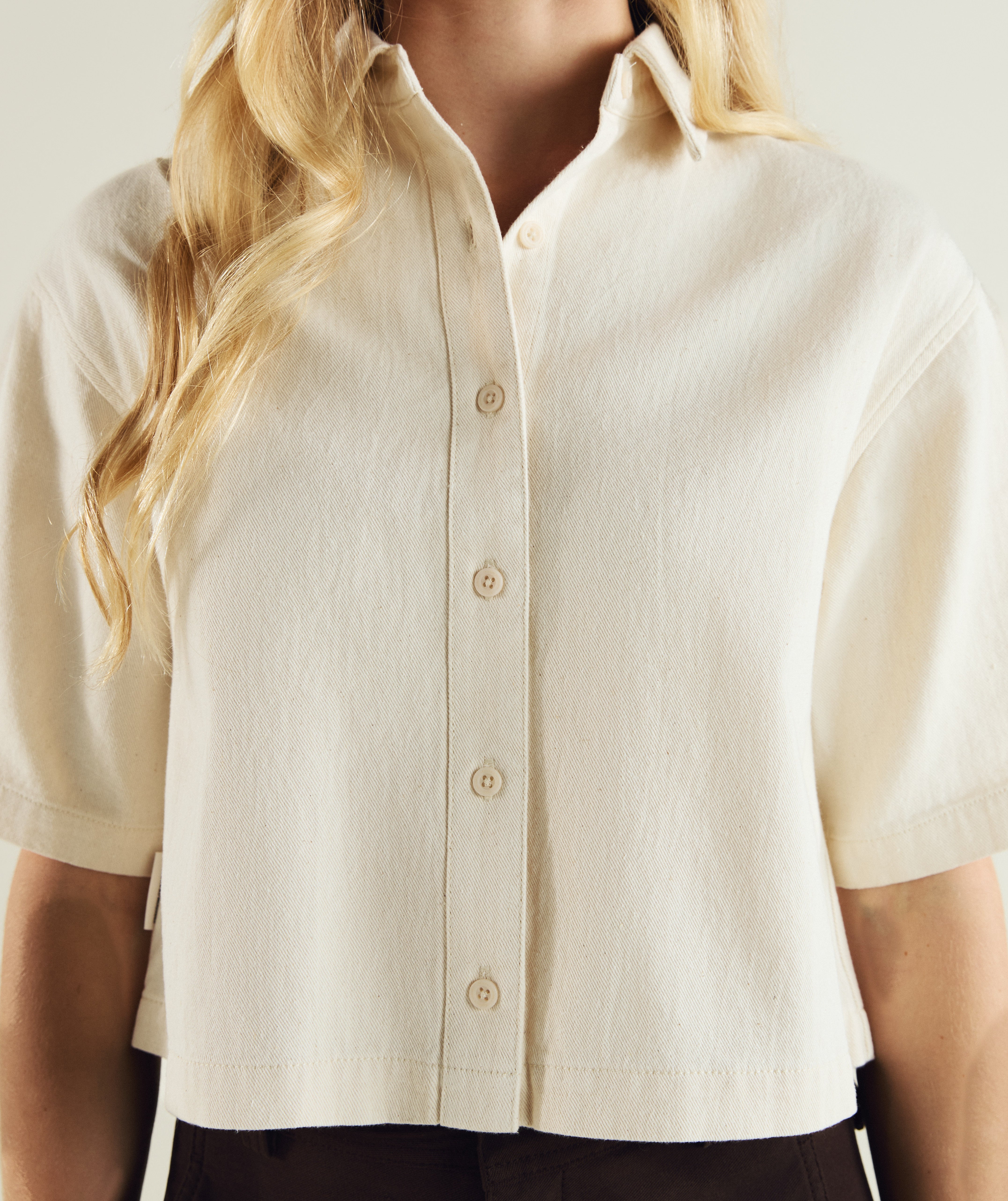 FOM ladies short sleeve shirt in oatmeal, on-model view
