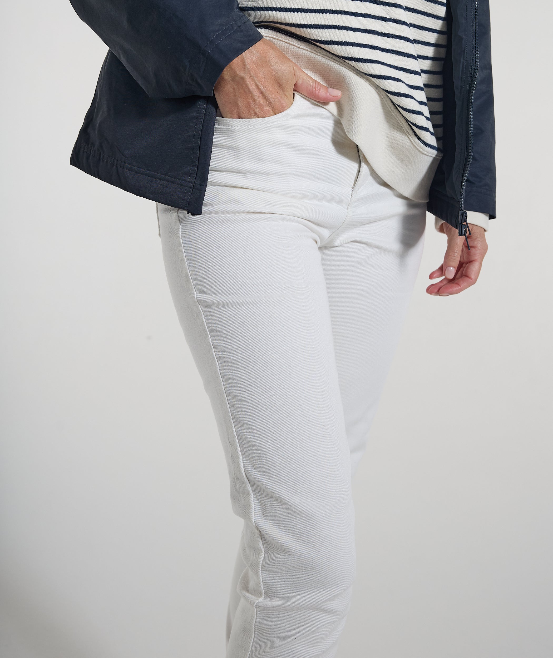Ladies Skinny-ish Denim Jean - Ecru