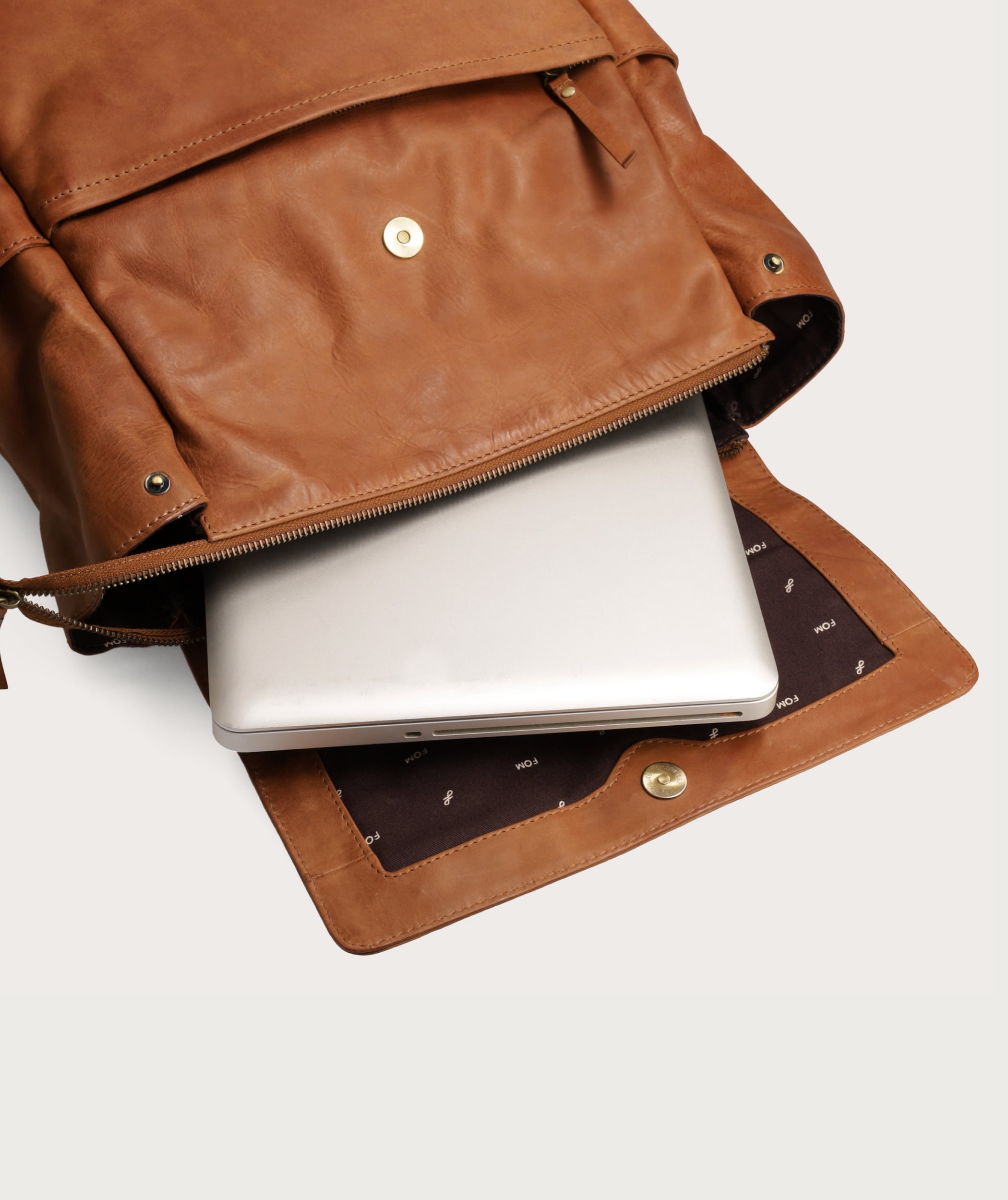 Lisa Nappy Bag - Pecan