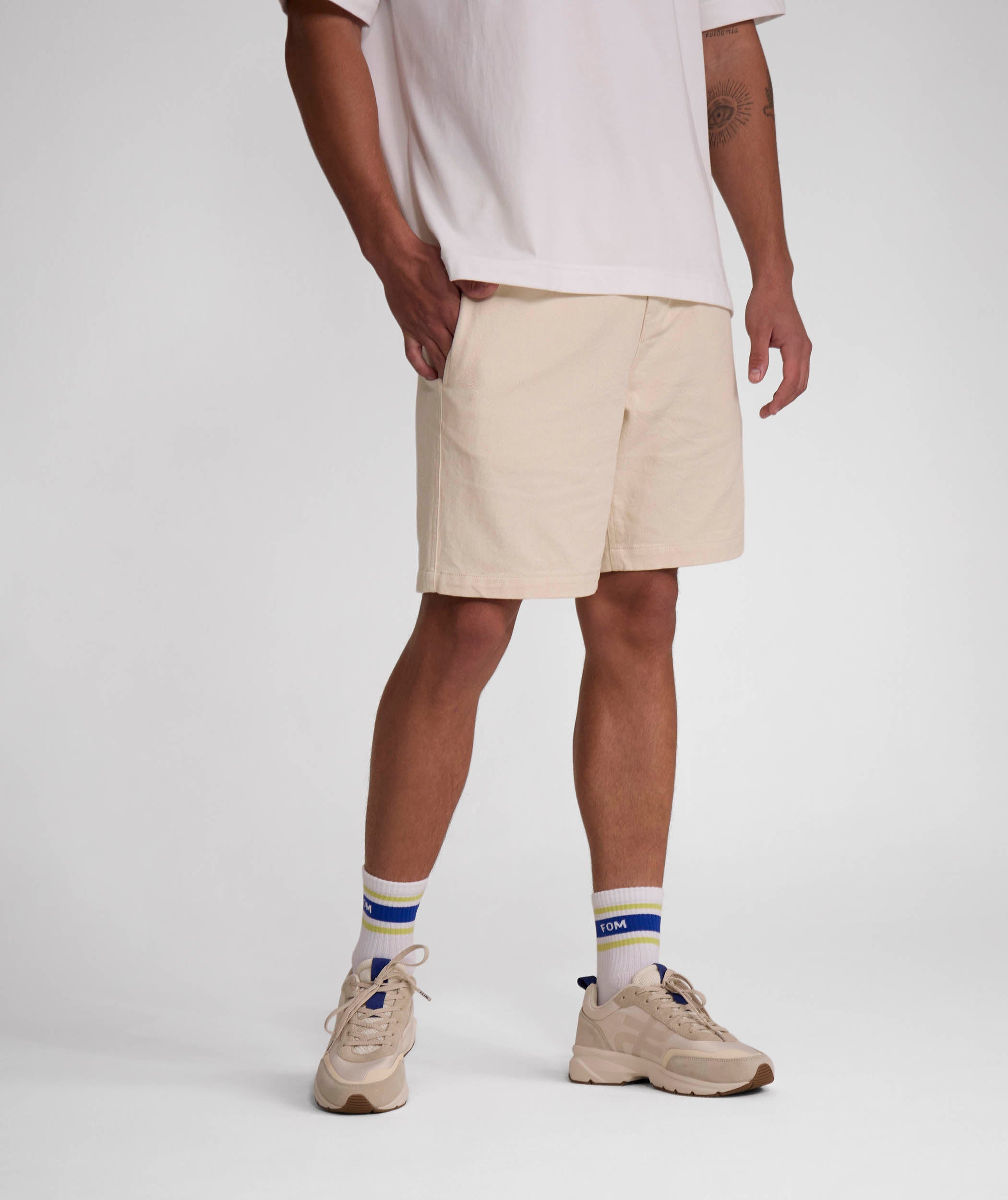 Mens Cotton Twill Shorts - Ecru