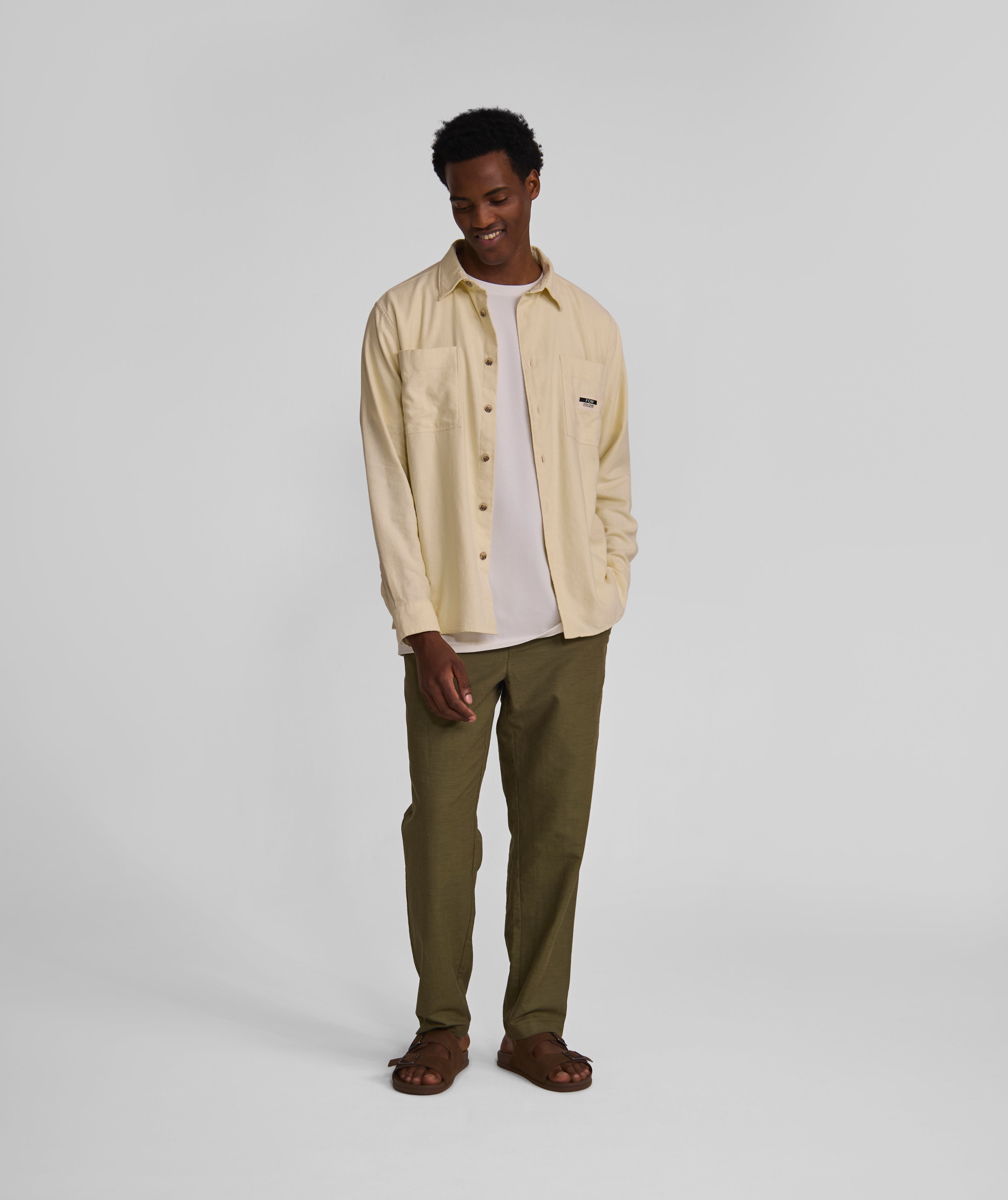 Mens Long Sleeve Cotton Twill Pocket Shirt - Ecru