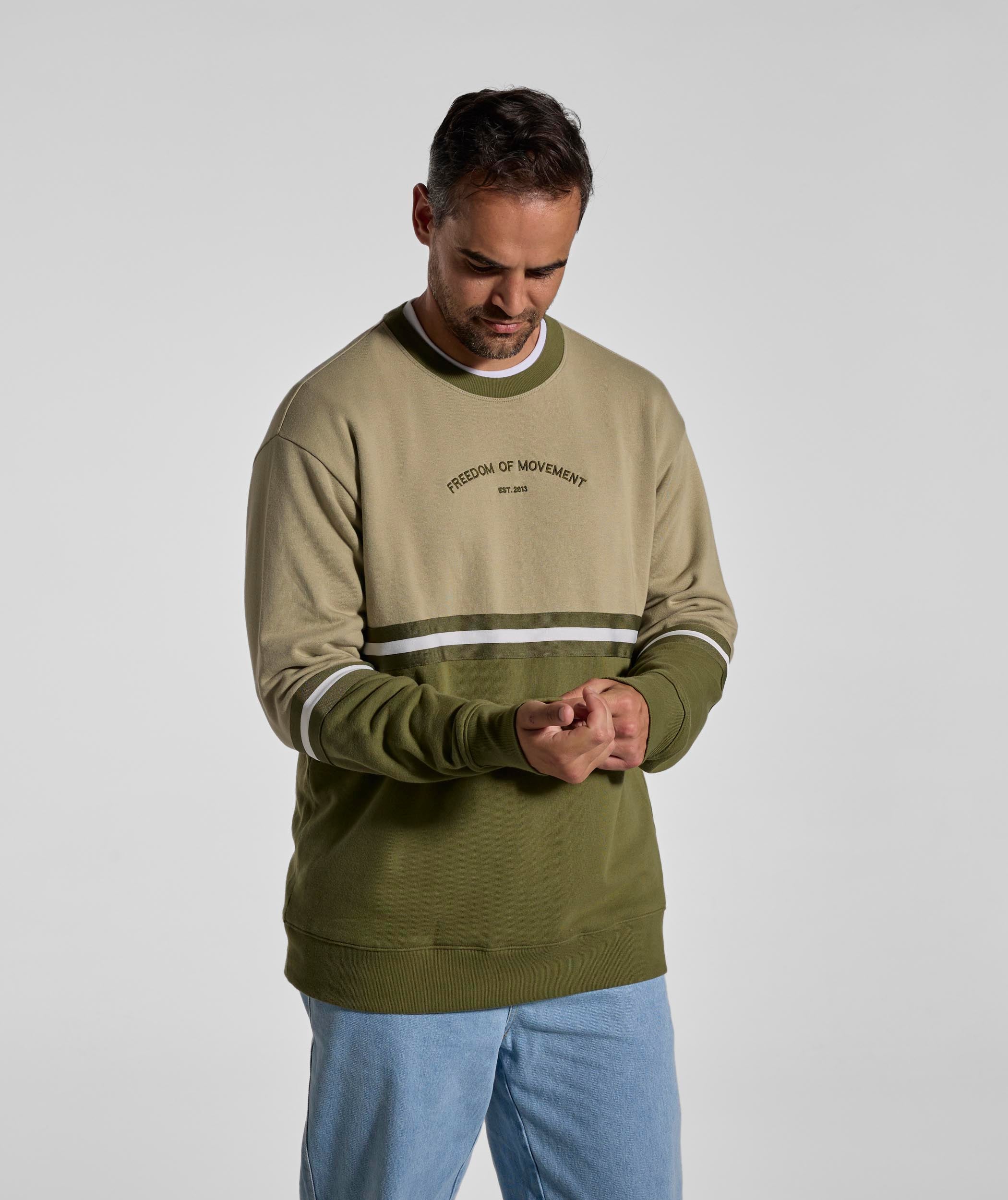Mens Colour Block Crew Neck Sweater - Olive