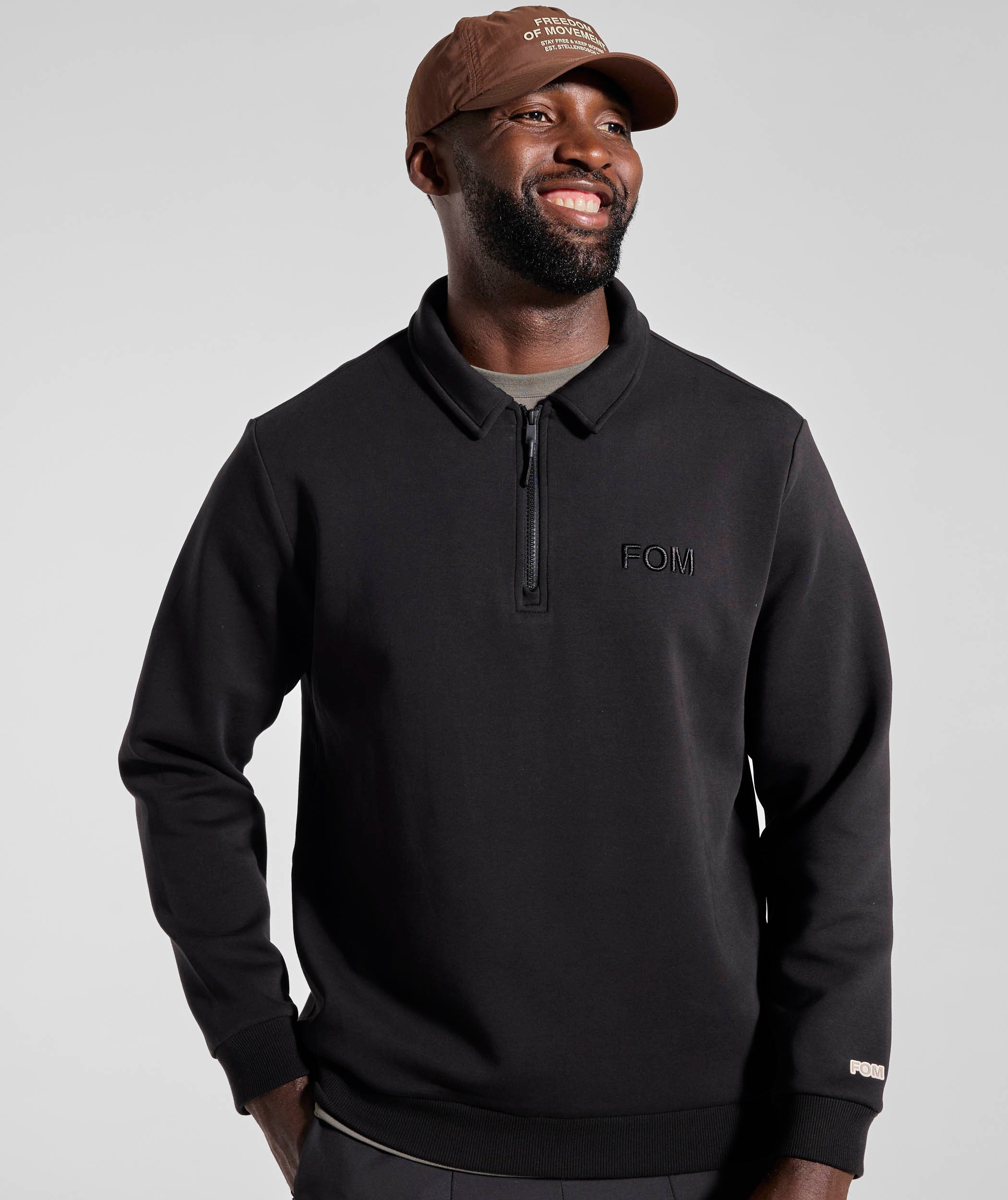 Mens 1/4 Zip Sweater - Black