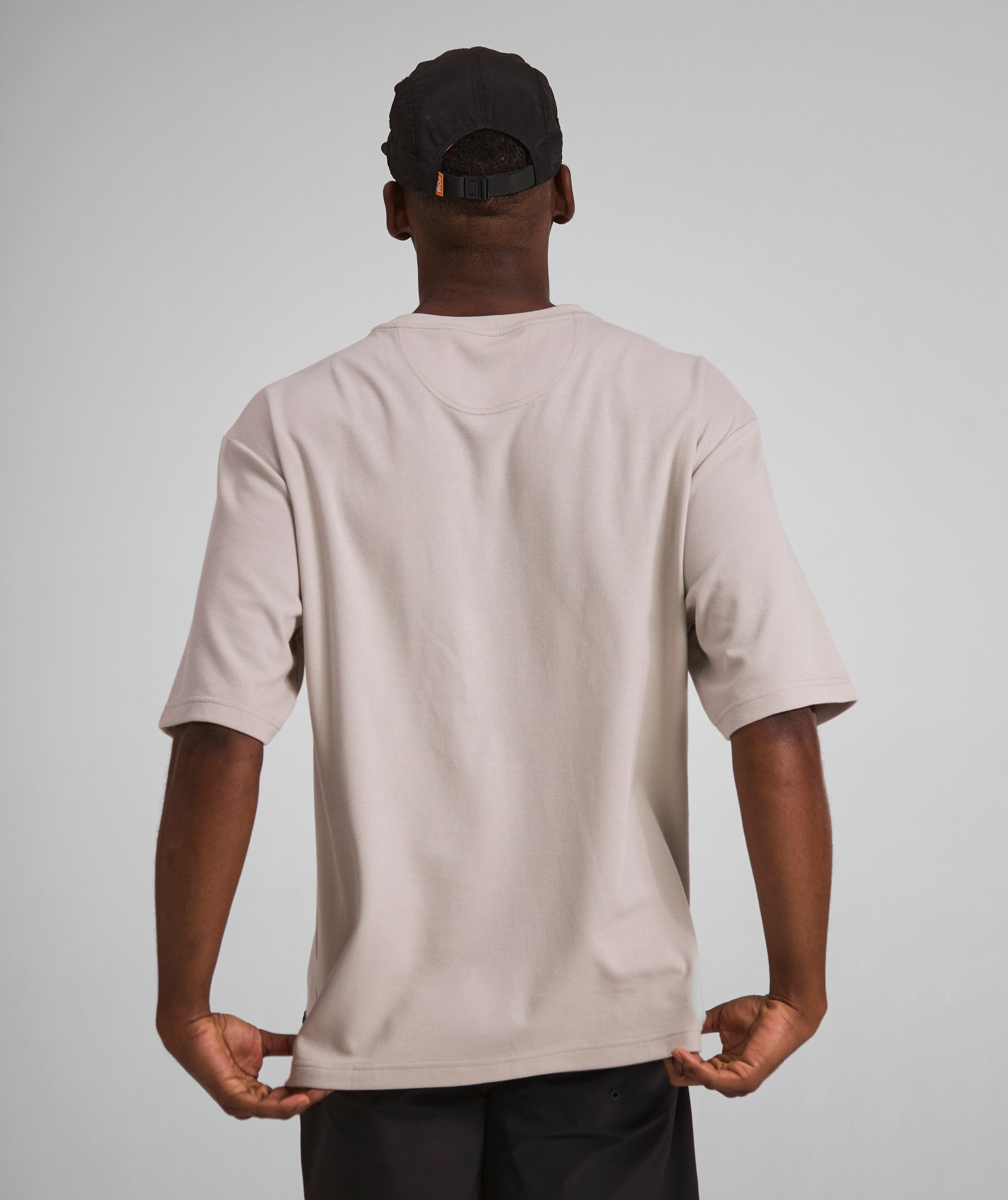 Mens FreeMotion Interlock Tee- Ecru