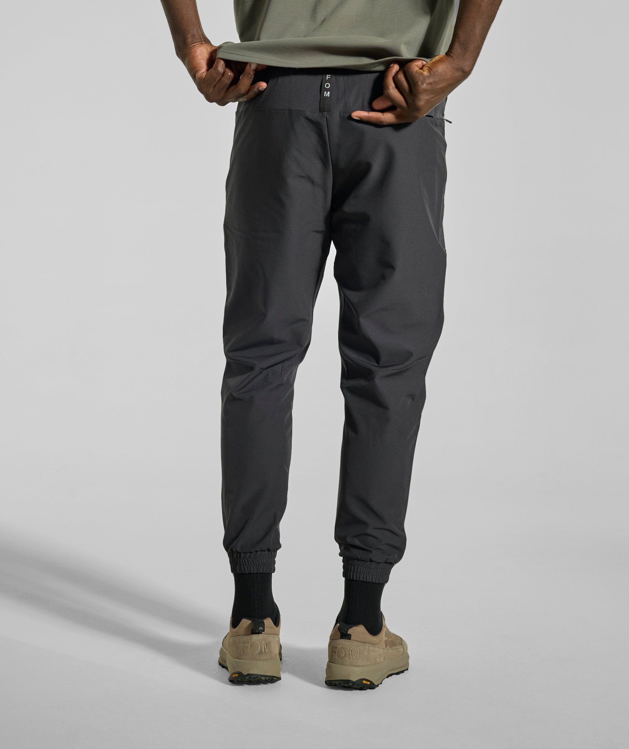 Mens Technical Jogger - Black