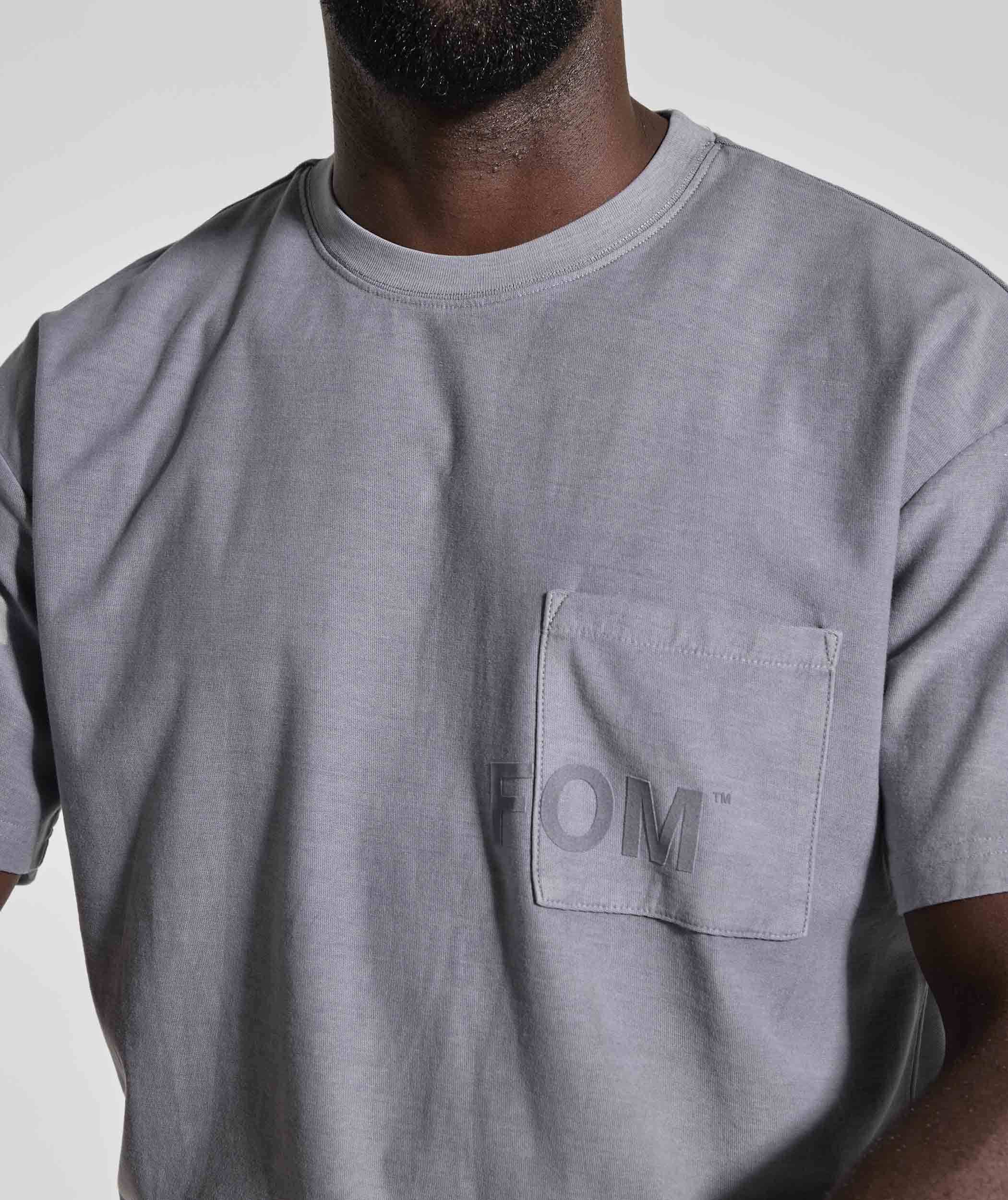 Mens Washed Pocket Relaxed Tee - Cement