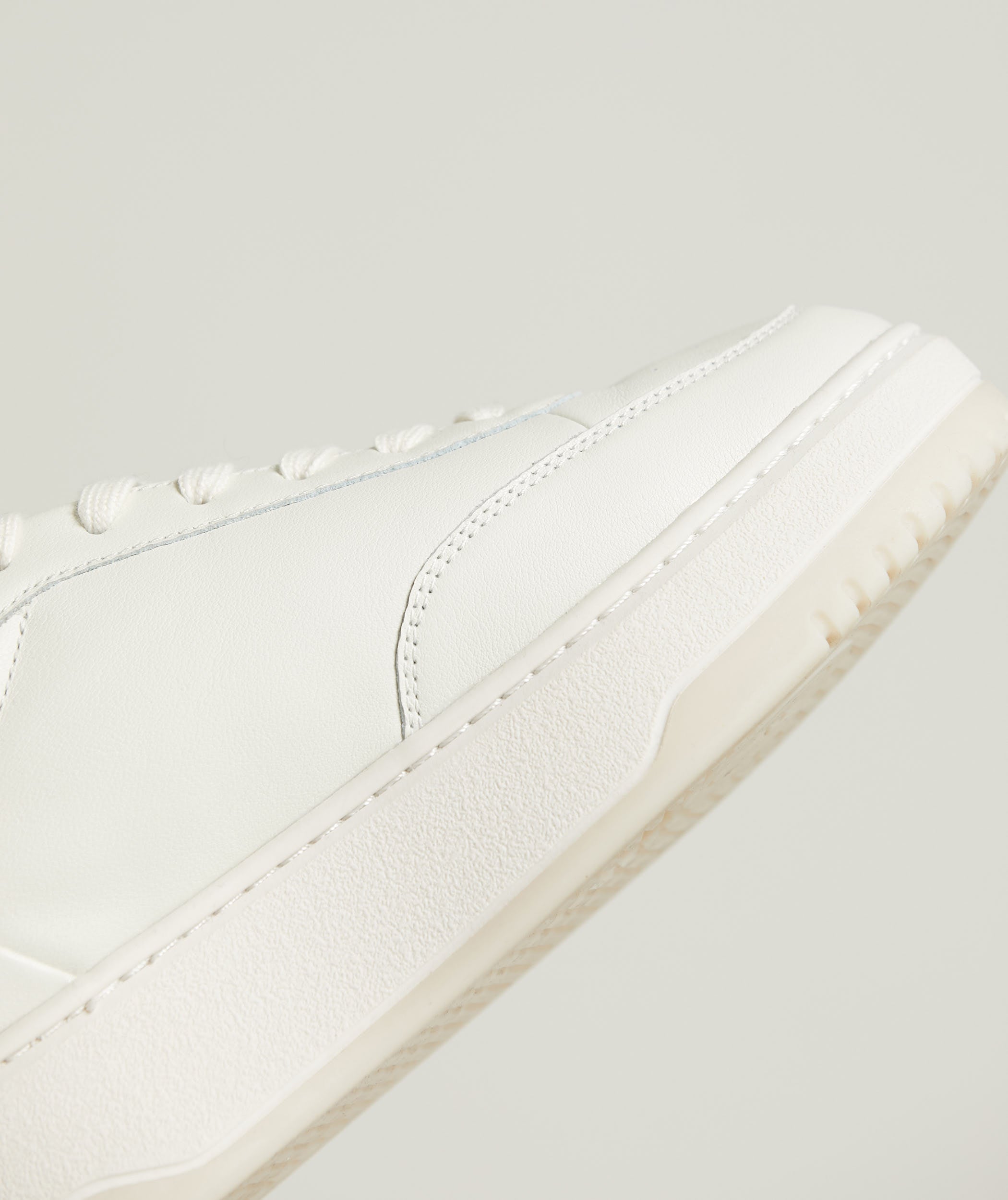 Platform 1.0 - White