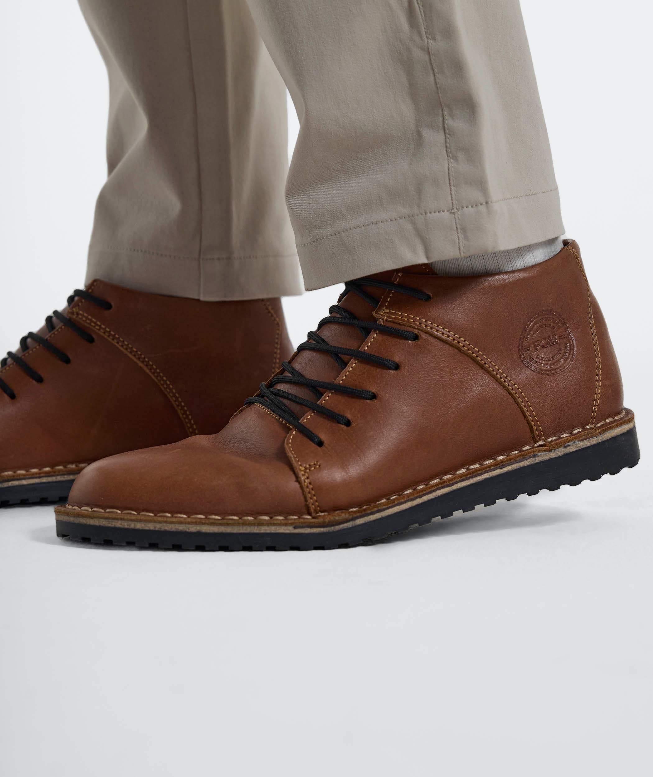 FOM Vellies Standard - Saddle Tan