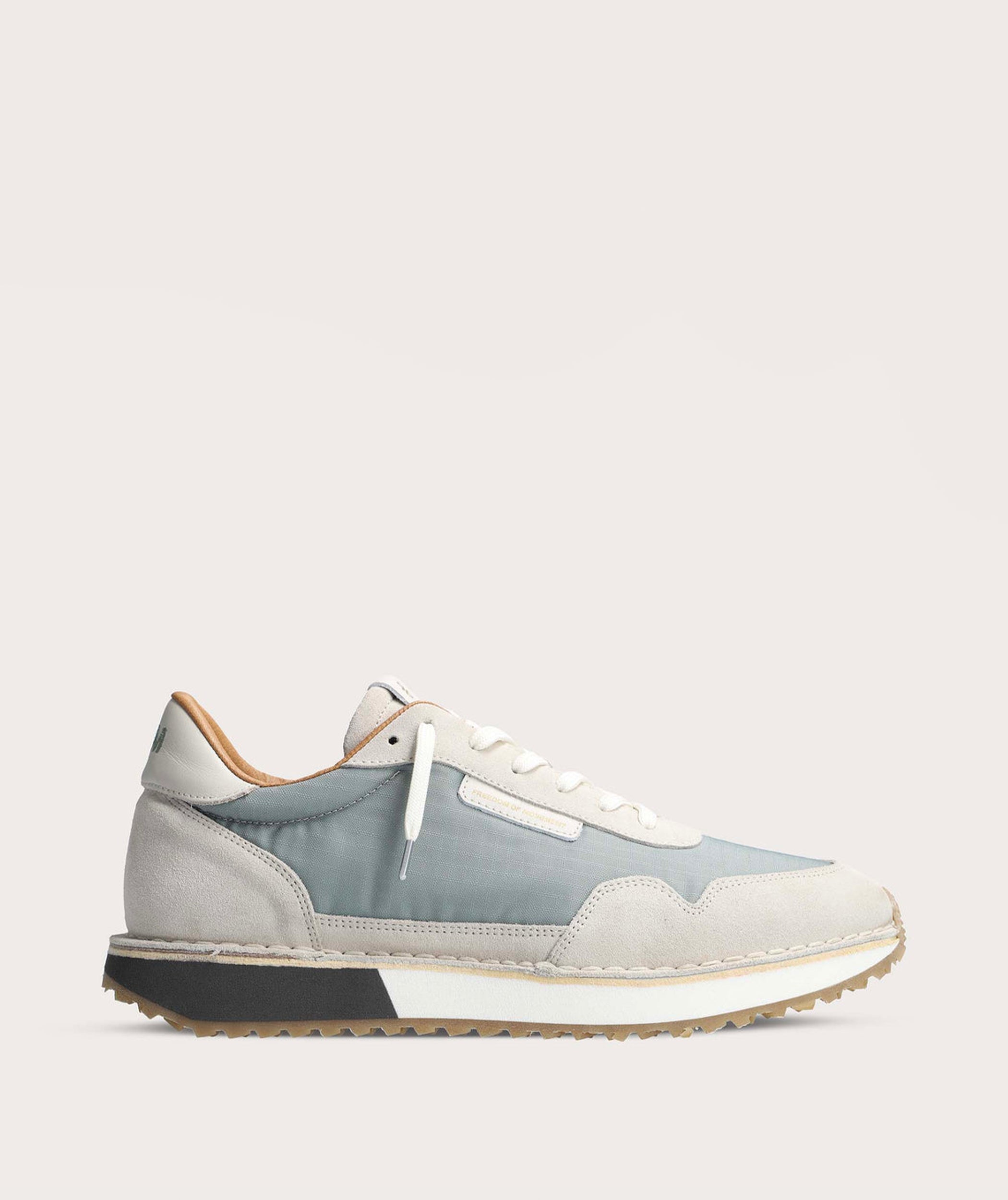 FOM Mens Retro Runner