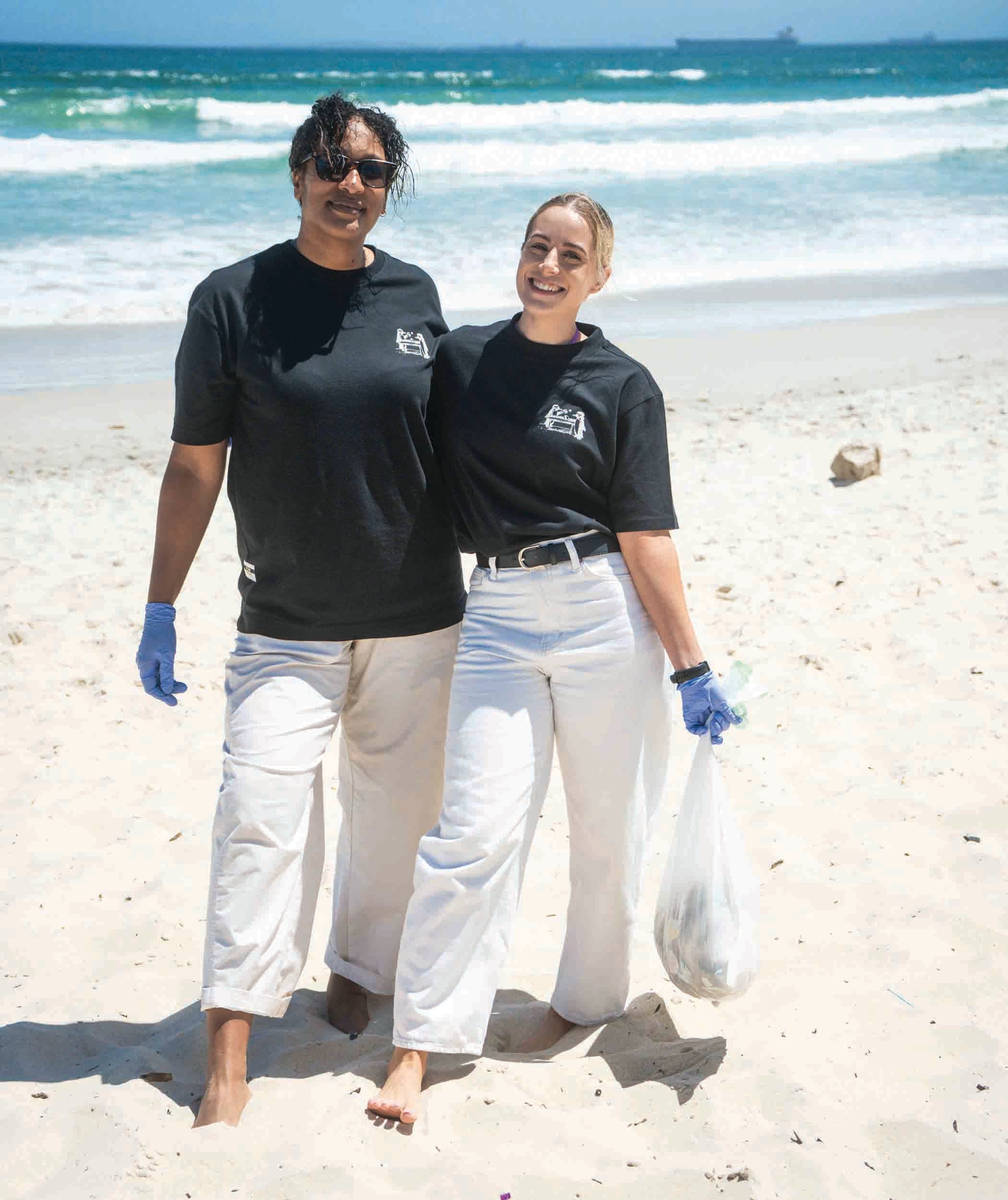 FOM x SANCCOB Ladies Pengpong Graphic Tee - Black