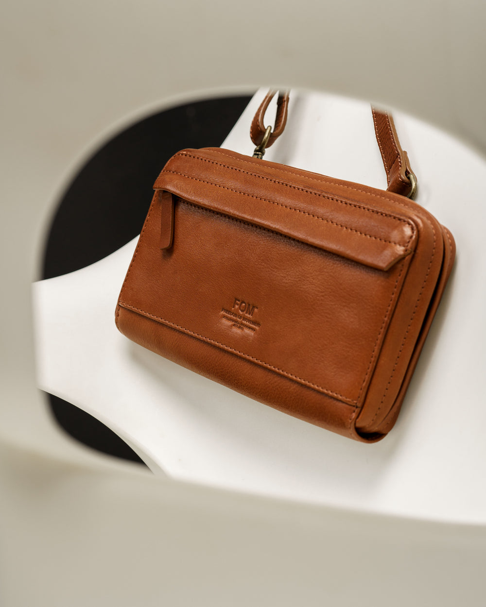 Crossbody Wallet - Pecan