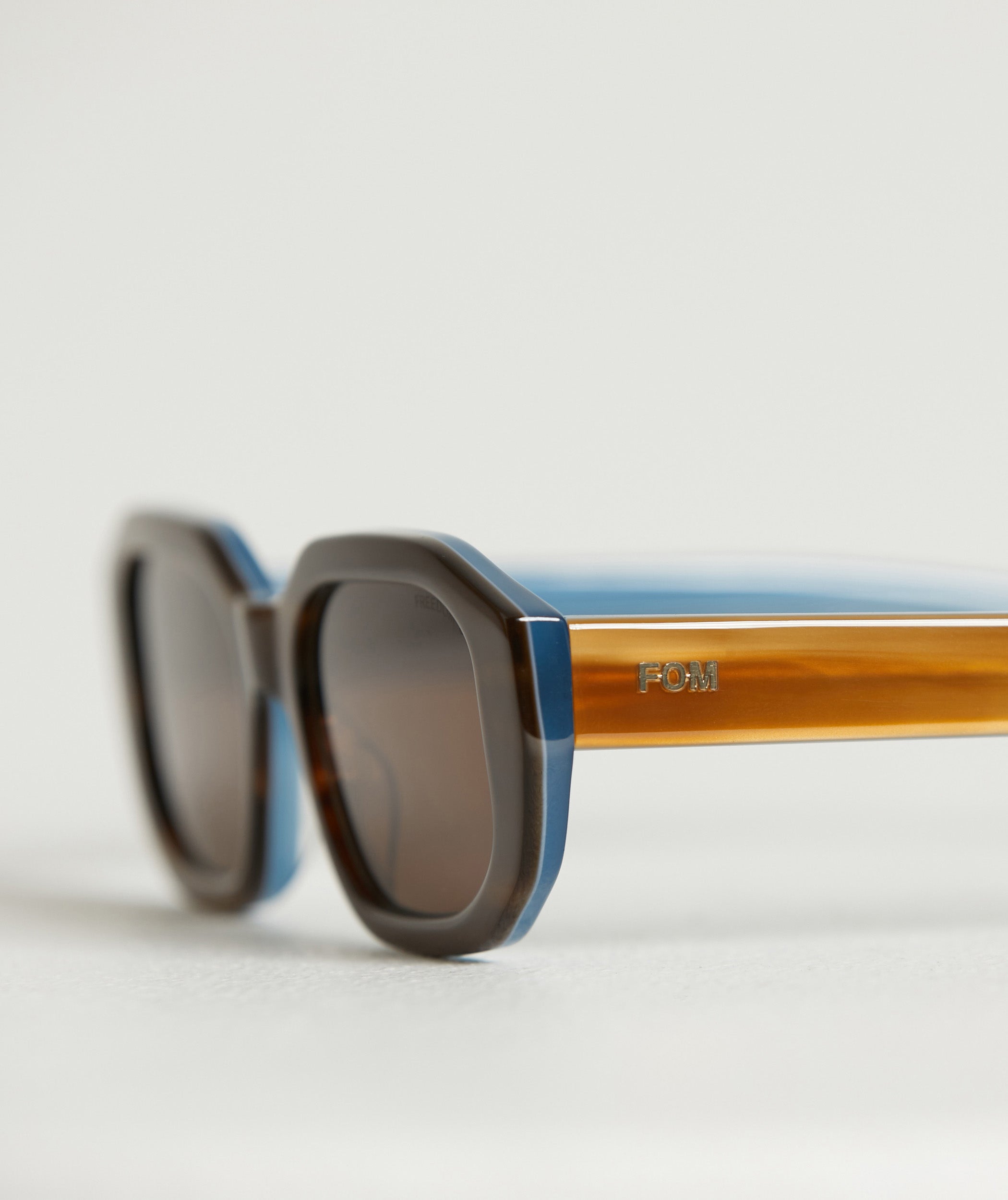 Shaz -  Blue Cola (Polarized)
