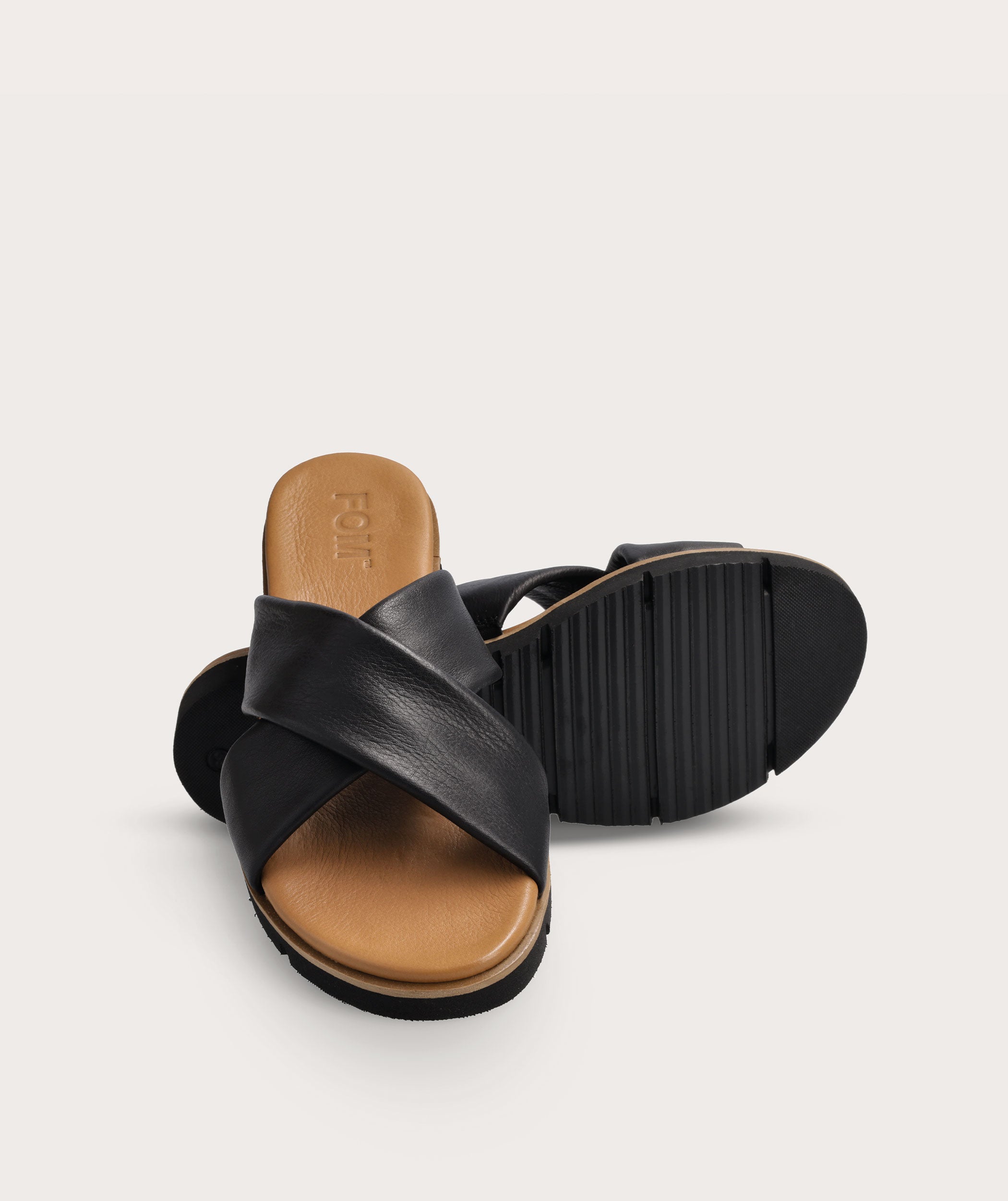 Ladies Crossover Sandal - Black