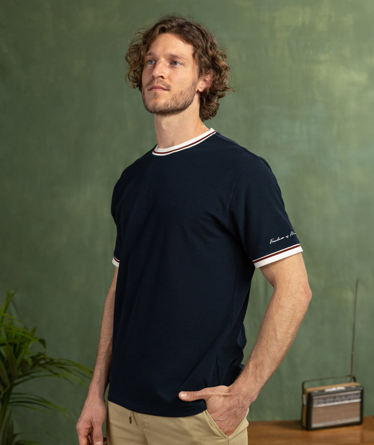 Mens Mirco Waffle Regular Tee - Navy & Ivory