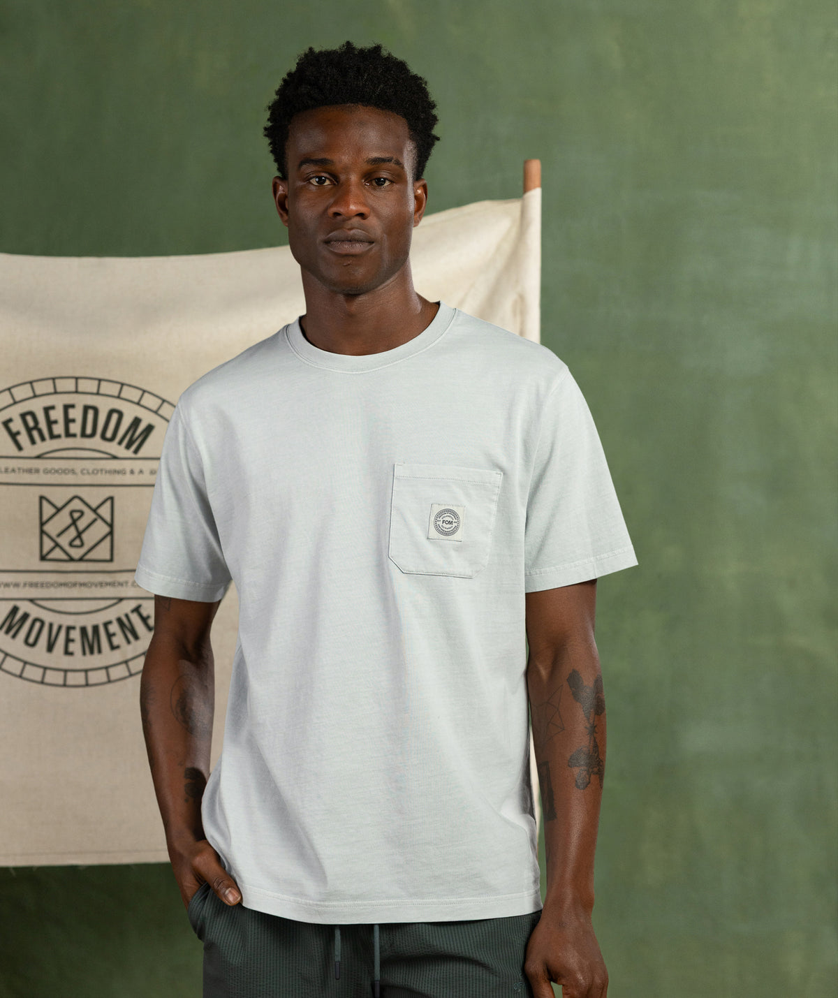 Mens Pigment Washed Regular Pocket Tee - Seafoam
