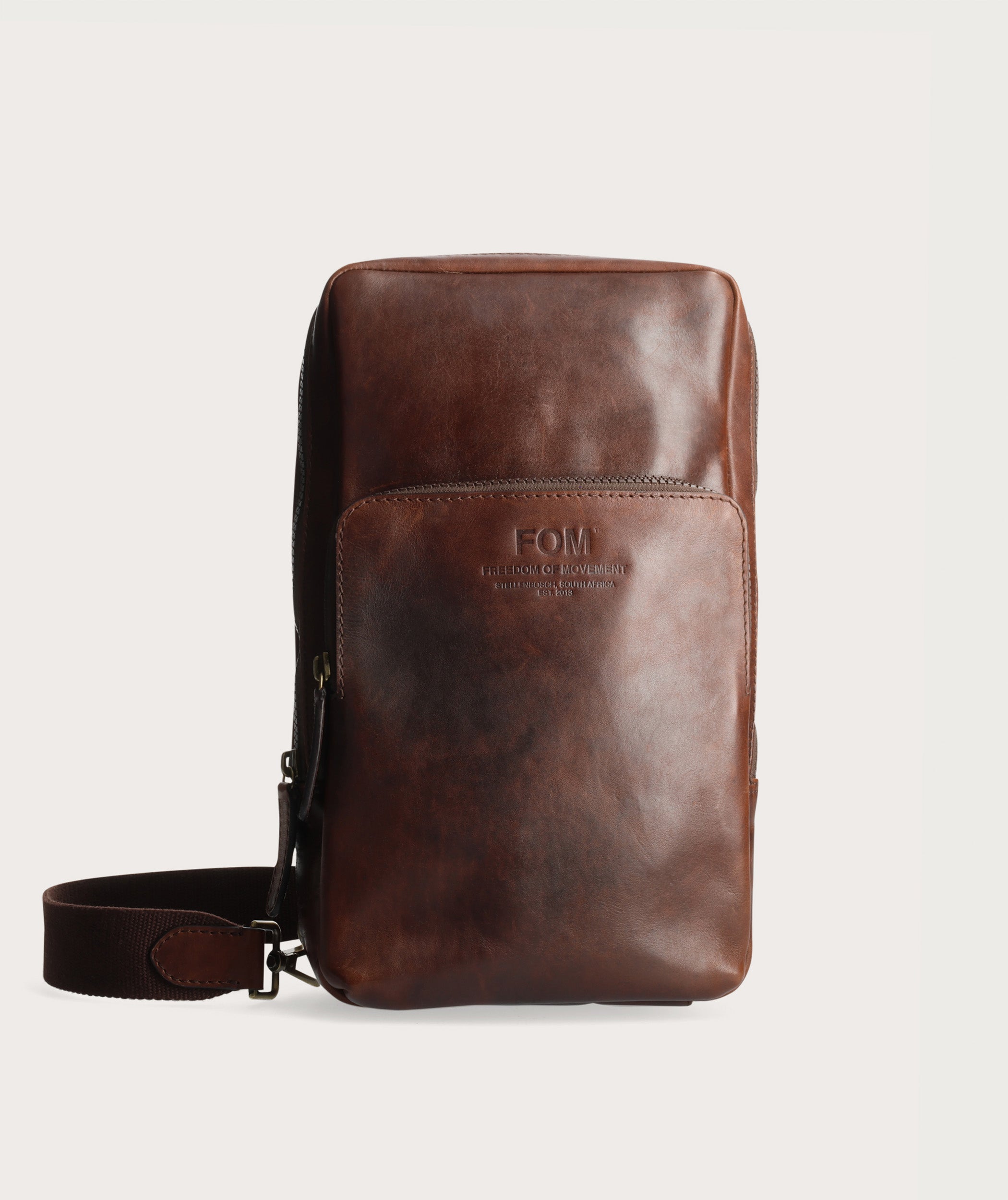 https://www.freedomofmovement.co.za/cdn/shop/files/FOM_Cross_Body_01.jpg?v=1710146403&width=2100