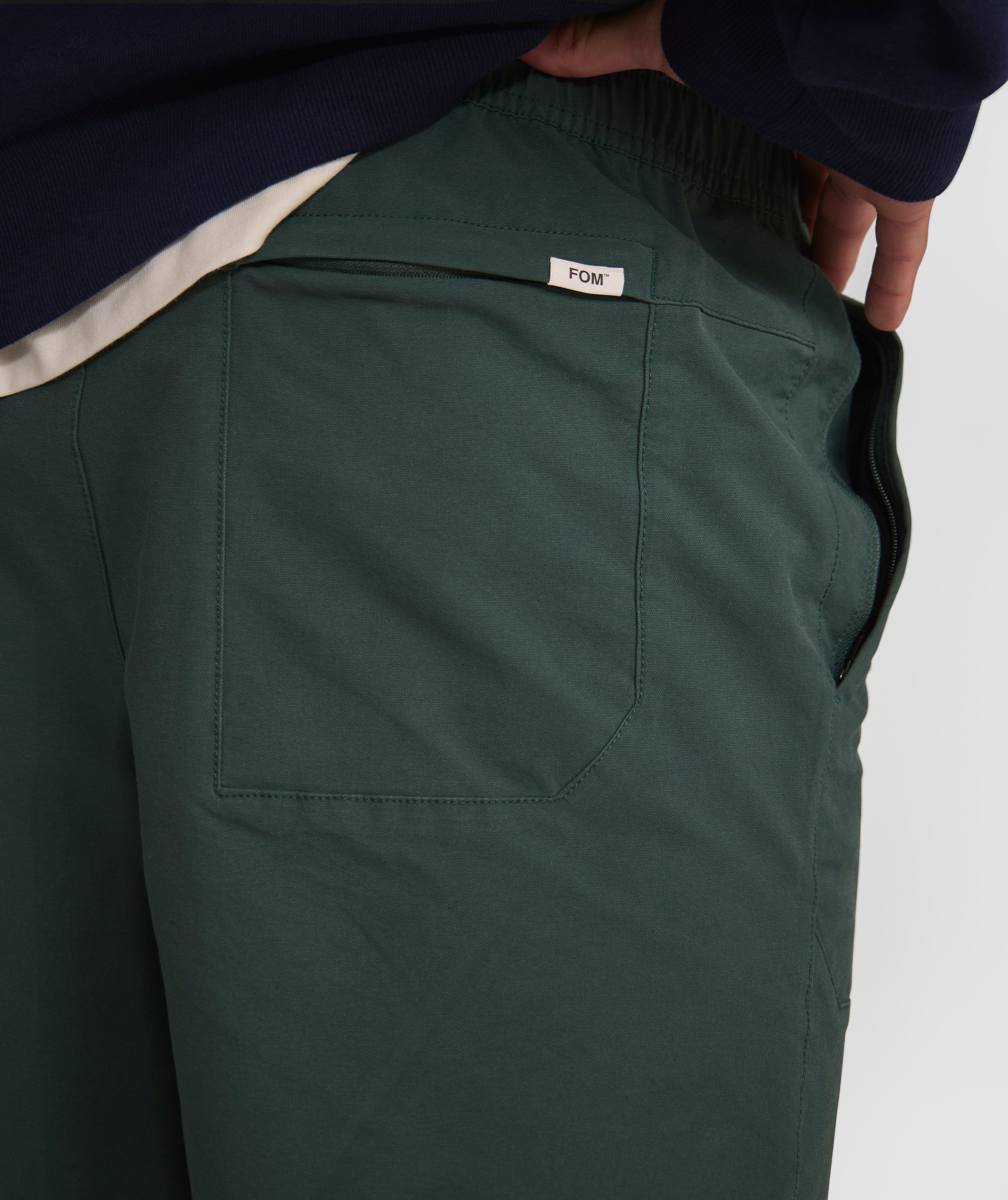 Mens FreeMotion Pull On Shorts - Forest Green