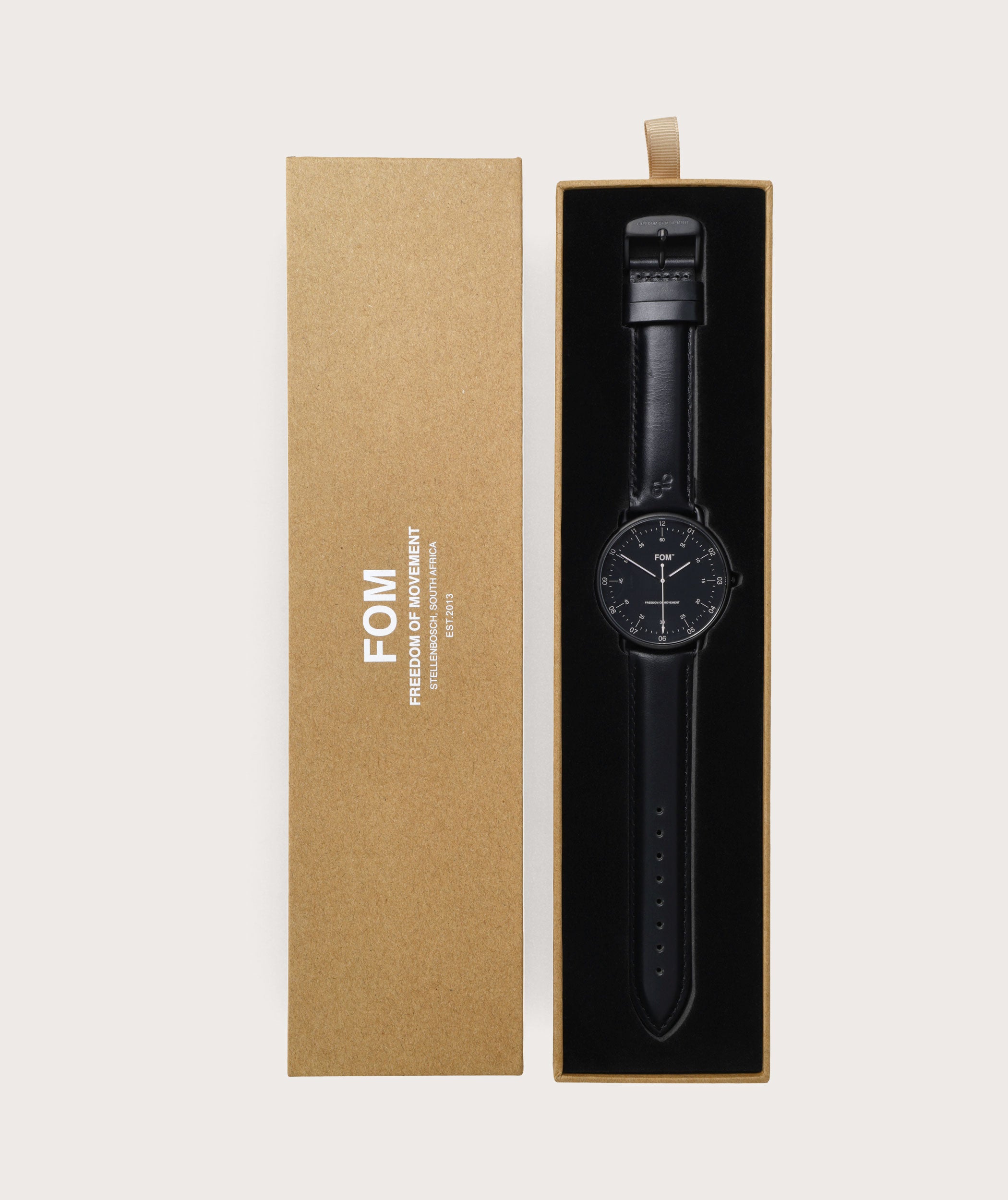 Pilot Matte Black/ Black - Black (42mm)