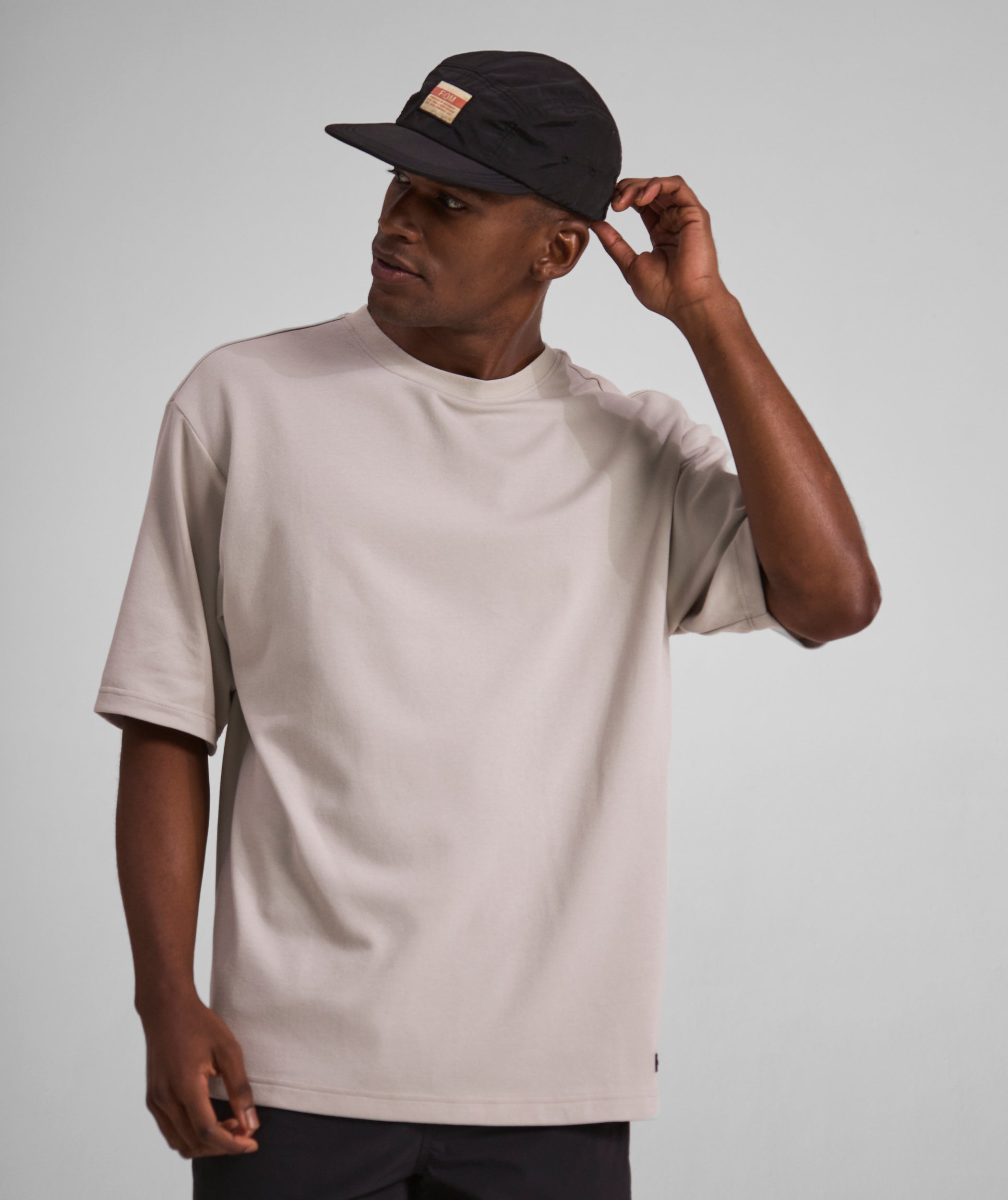 Mens FreeMotion Interlock Tee- Ecru