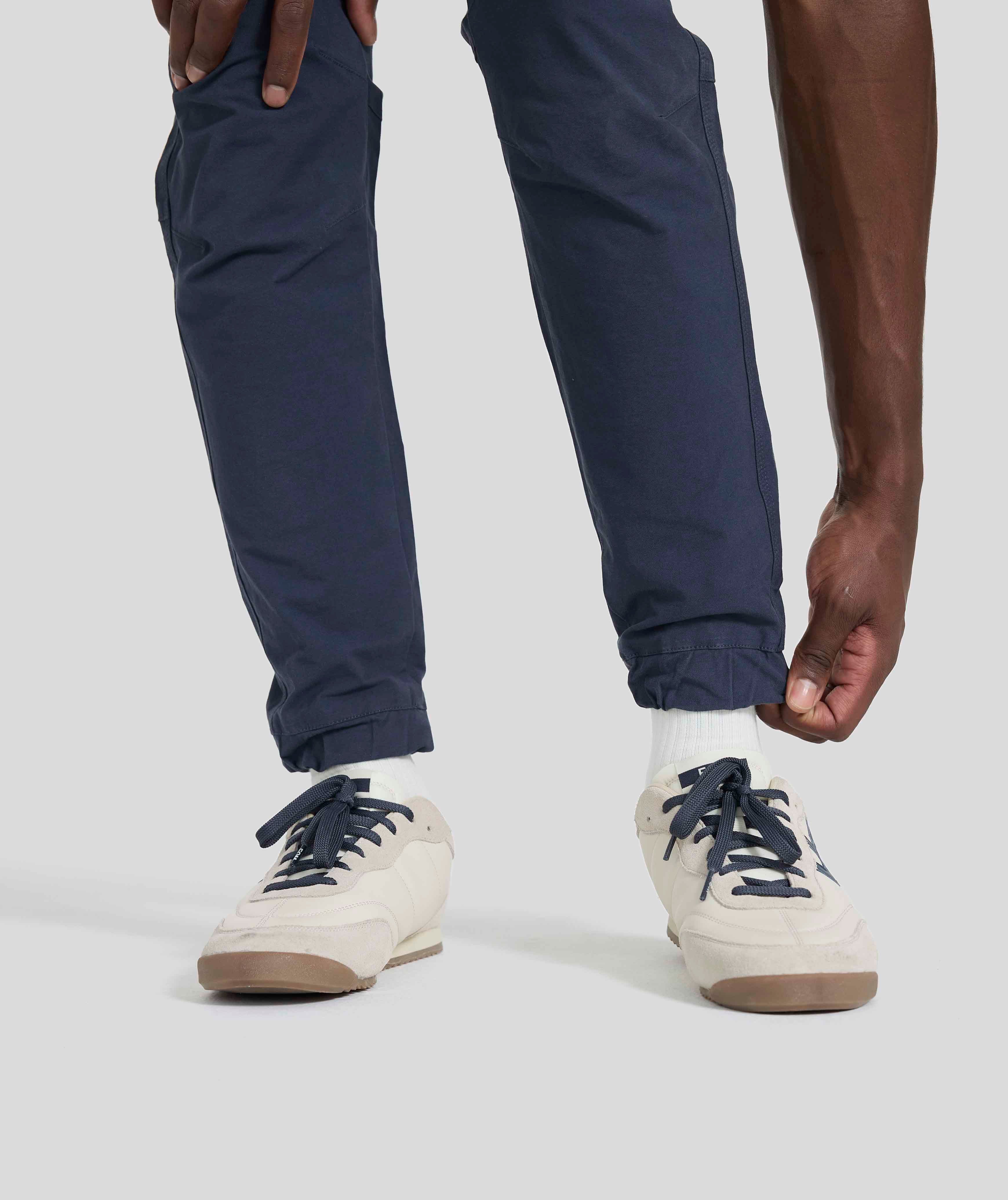 Mens FreeMotion Joggers - Blue