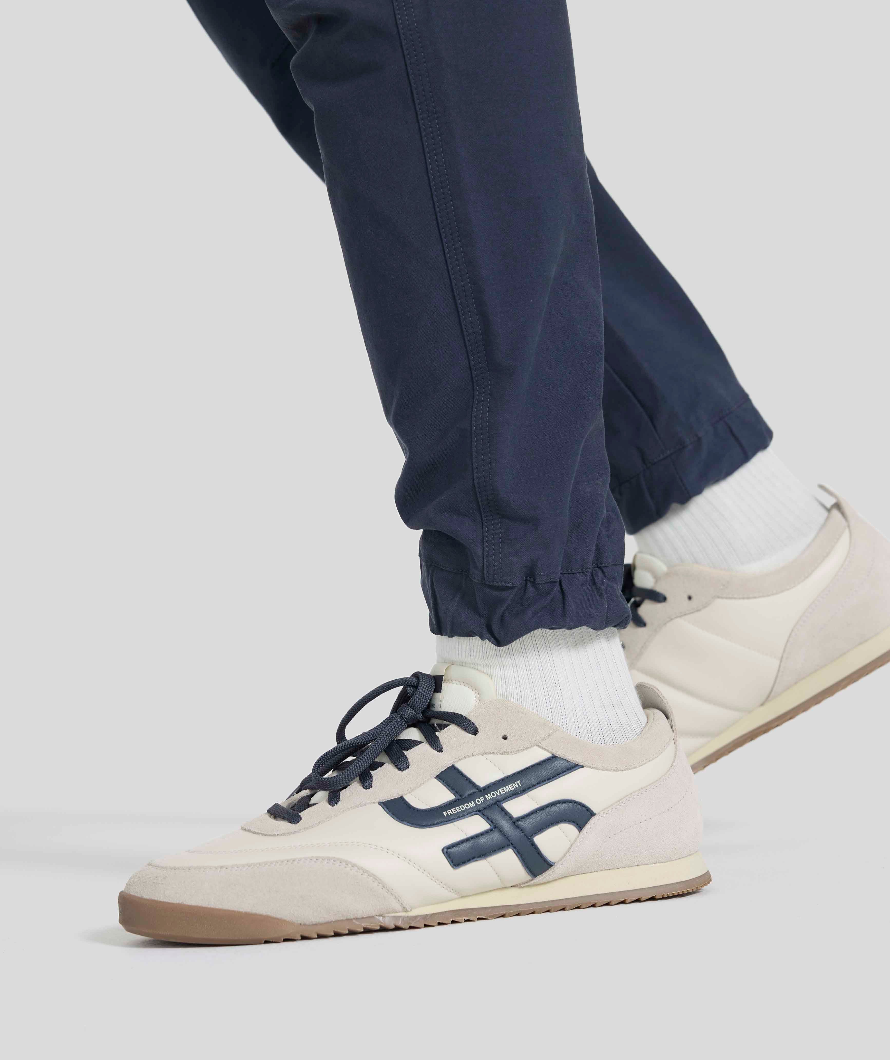 Mens FreeMotion Joggers - Blue