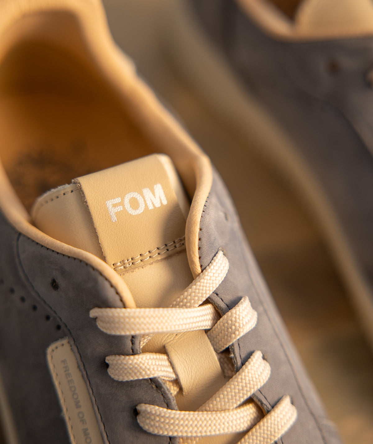 FOM Ladies Tekkie - Pluma (LE)