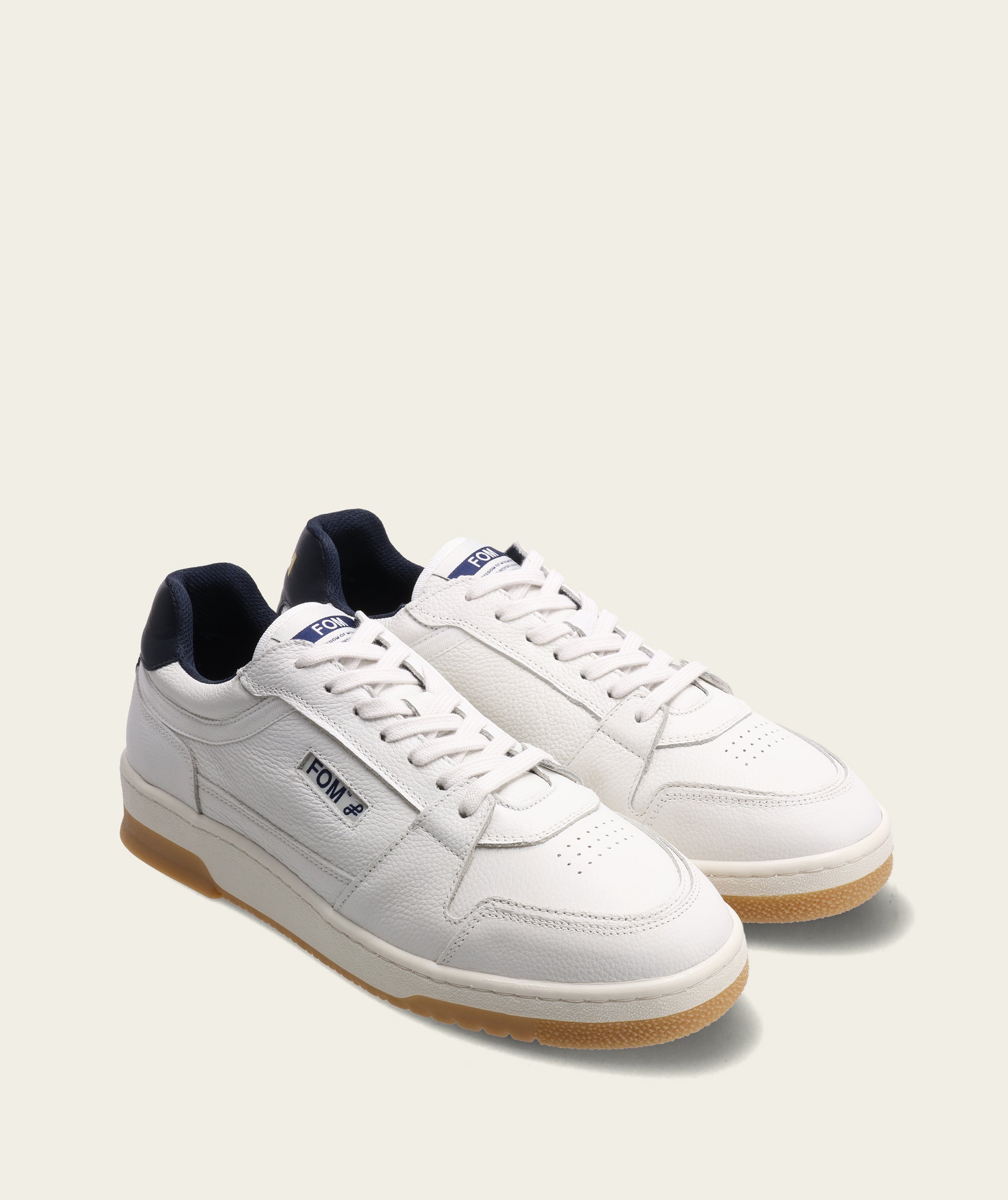 Mens Courts sneaker in Atlantic, three-quarter view