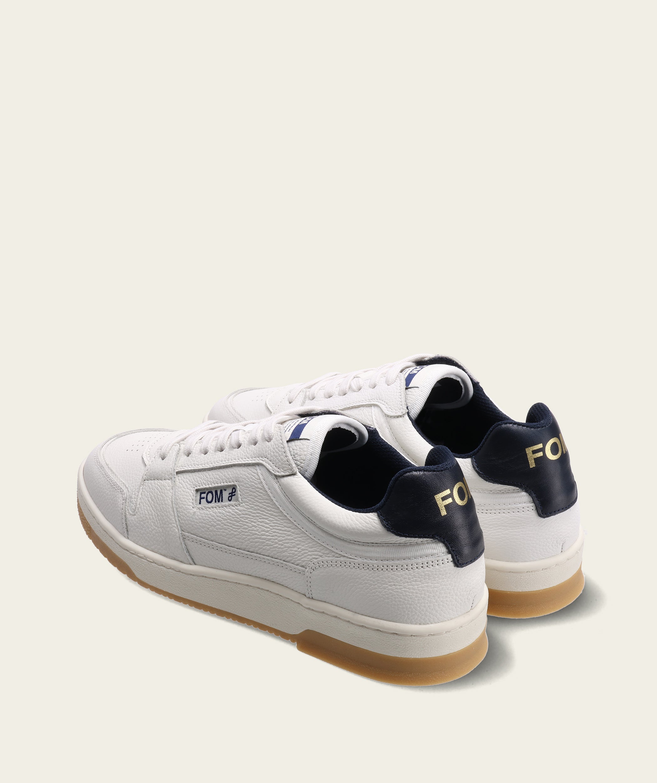 Mens Courts sneaker in Atlantic, back view