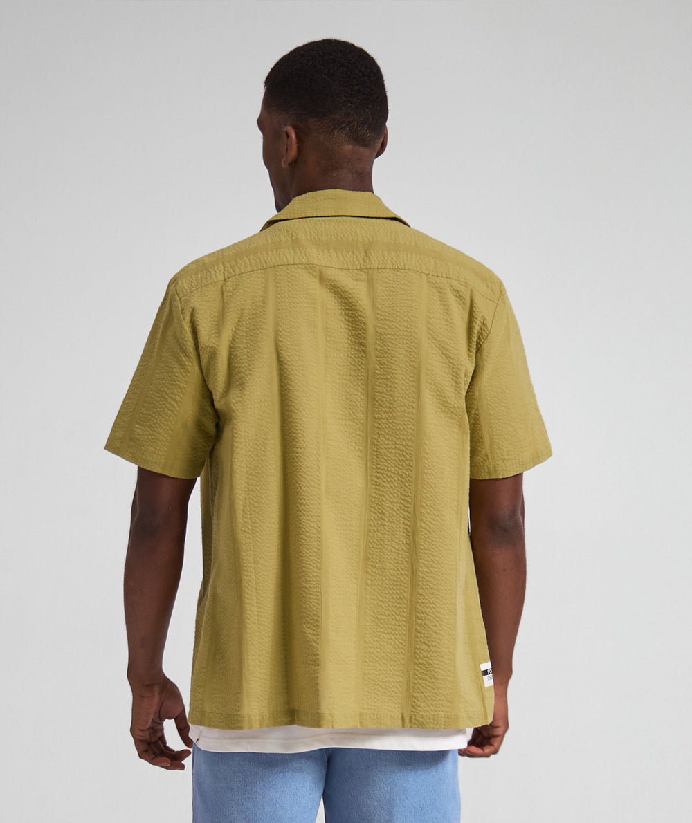 Mens Seersucker Stripe Short Sleeve Shirt - Pea